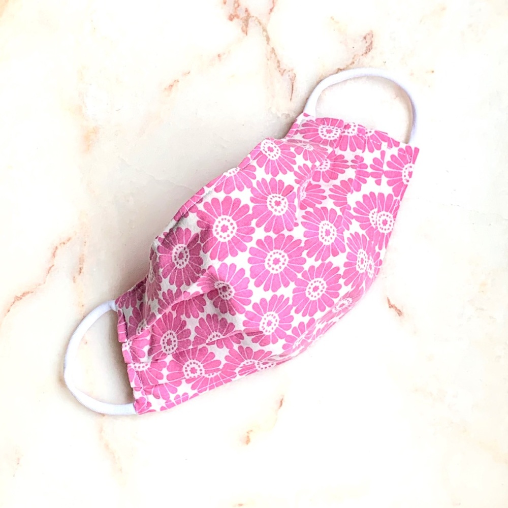 ( 1 LEFT ) ADULT CLOTH FACE MASK_PINK FLOWERS - Picture 7 of 9